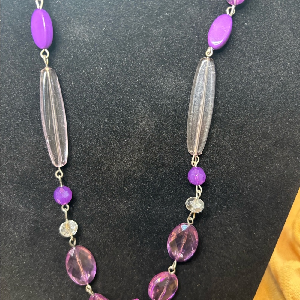 Vintage‎ Amethyst and Crystal Necklace - Picture 2 of 4